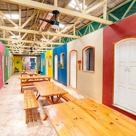 Hostel Da Milla Presidente Figueiredo Eksteriør bilde