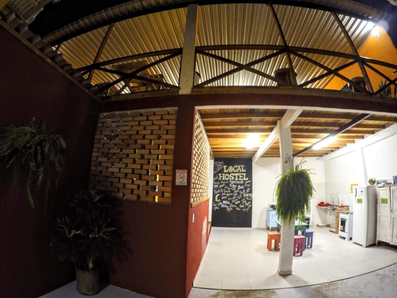 Hostel Da Milla Presidente Figueiredo Eksteriør bilde