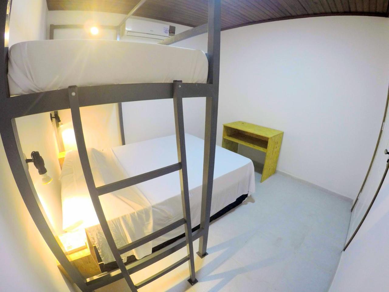 Hostel Da Milla Presidente Figueiredo Eksteriør bilde