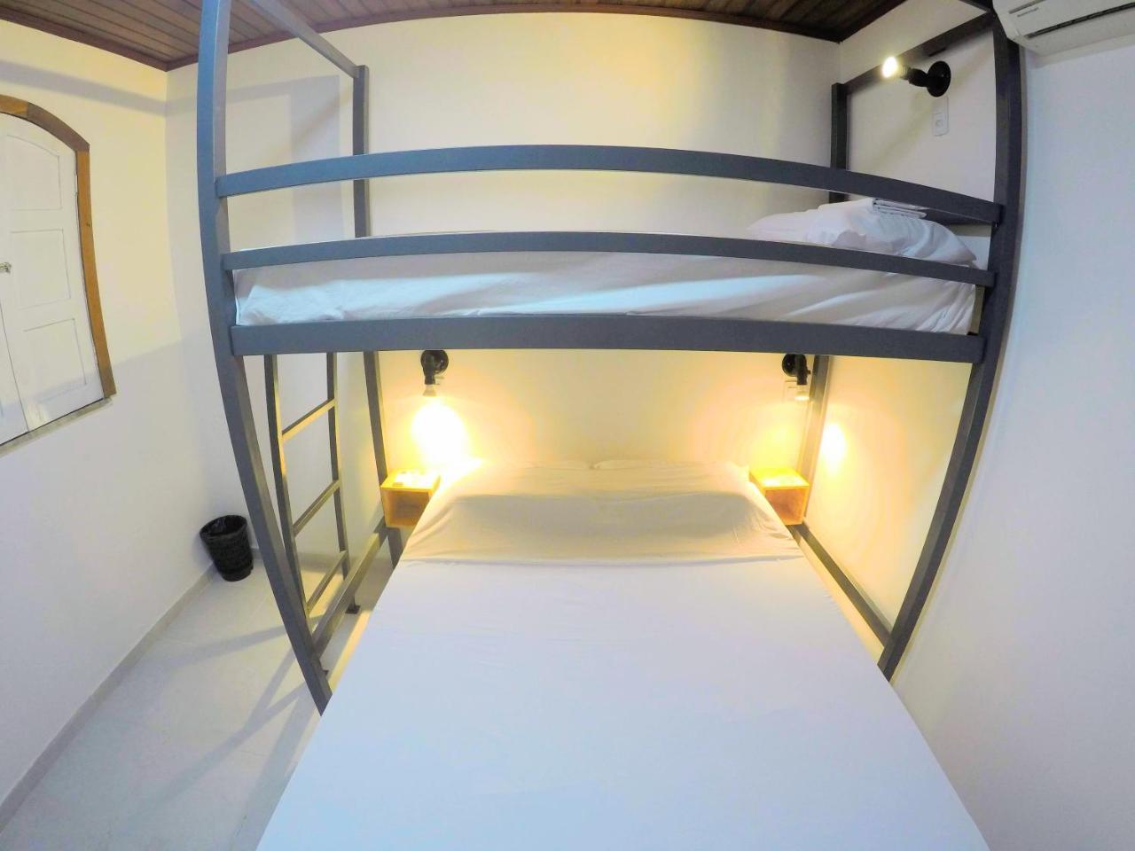 Hostel Da Milla Presidente Figueiredo Eksteriør bilde