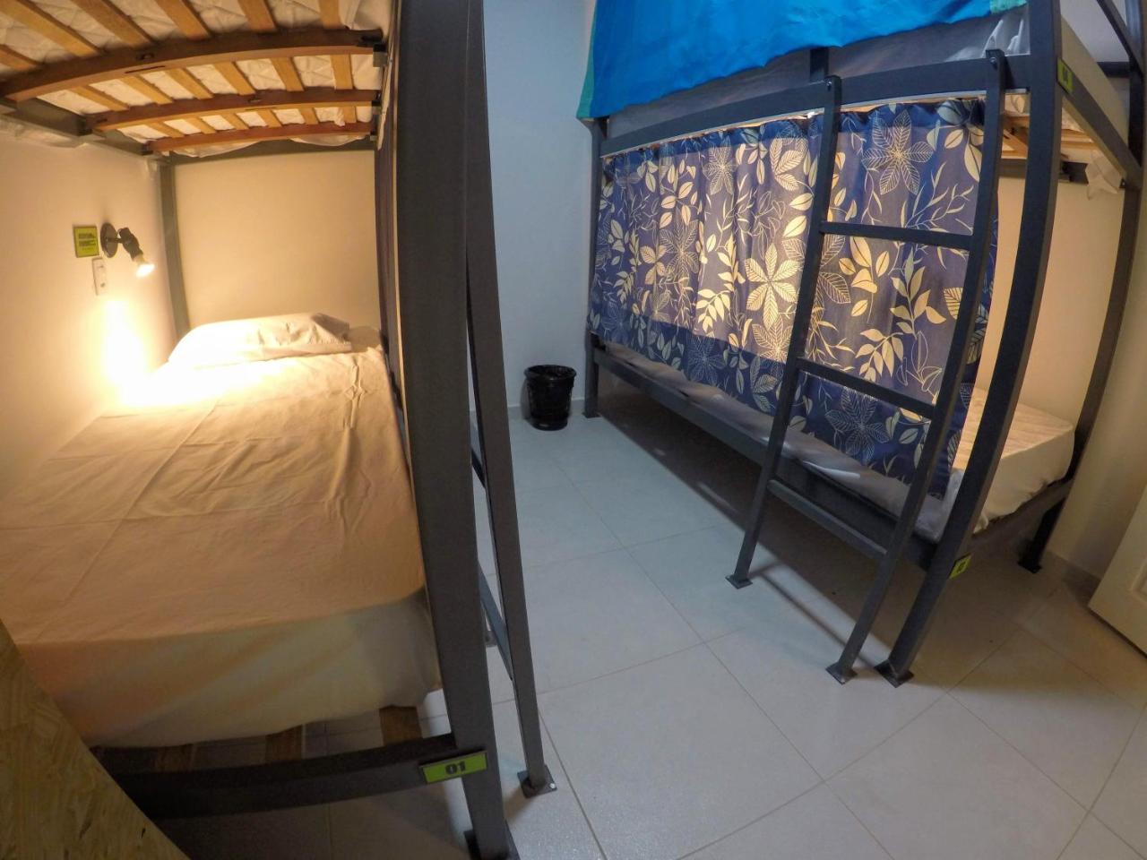 Hostel Da Milla Presidente Figueiredo Eksteriør bilde